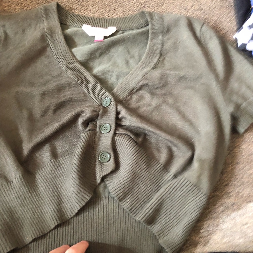 shirts - Picture 5 of 16